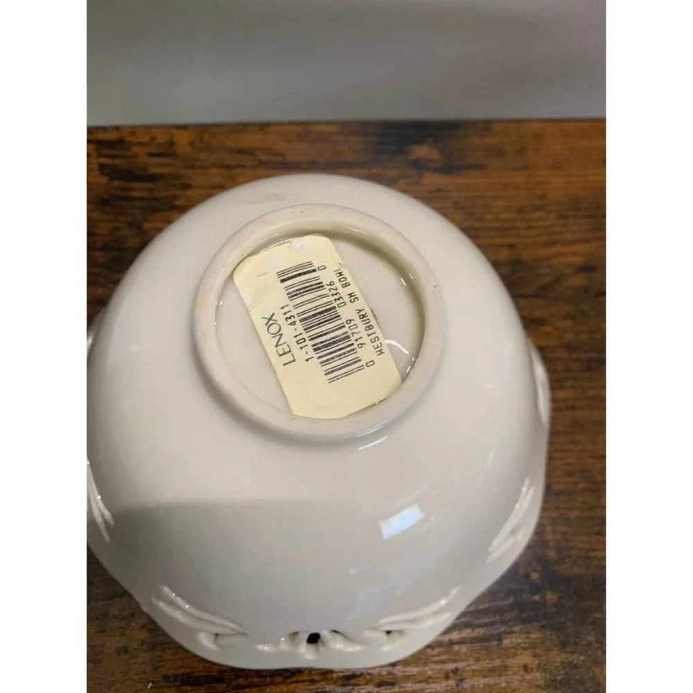 Lenox Westbury Collection ivory porcelain small bowl
